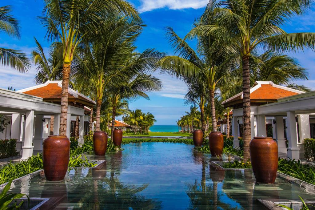 Ưu đãi cho chủ thẻ MB Visa Gold và Platinum